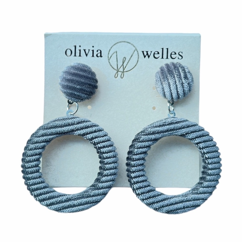 Olivia Welles light gray corduroy ribbed velvet circular drop earrings